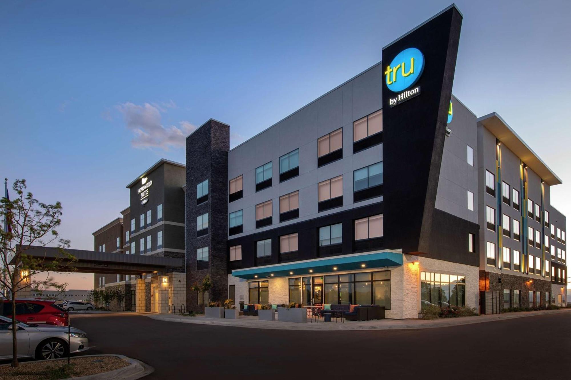 Tru By Hilton Denver Airport Tower Road Exterior photo
